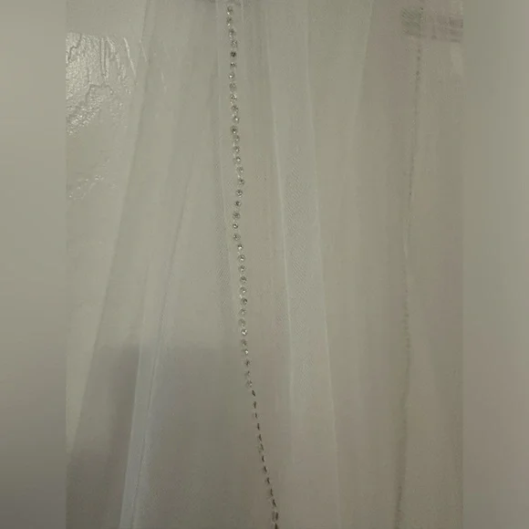 Wedding Dress - Picture 5 of 6